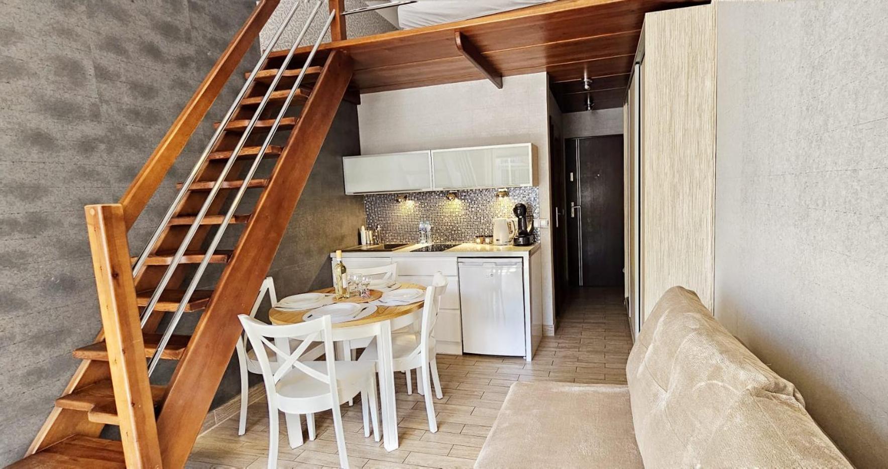 Holiday Home Slavia New 11 Z Antresola I Balkonem Przy Plazy Miedzyzdroje Ngoại thất bức ảnh